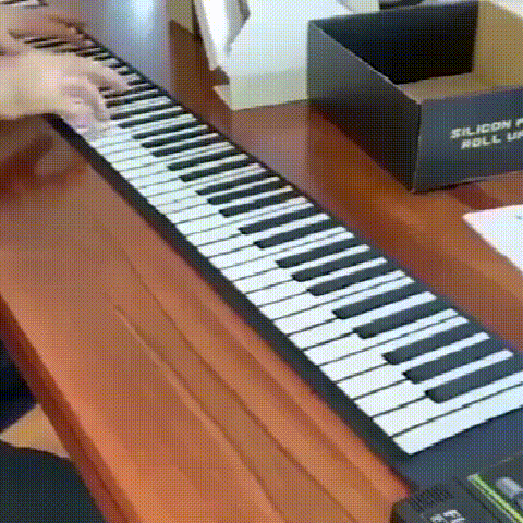 Roll-up Piano